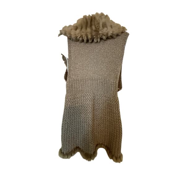 Chico’s Faux Fur Vest/Sweater Open Weaave Gray & Silver Metallic Thread.1 (8-10) - Picture 2 of 11